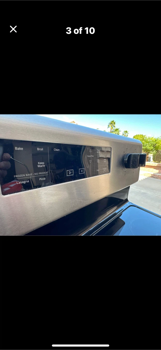 Whirlpool 30 in. 4 Burner Electric Range - photo 2