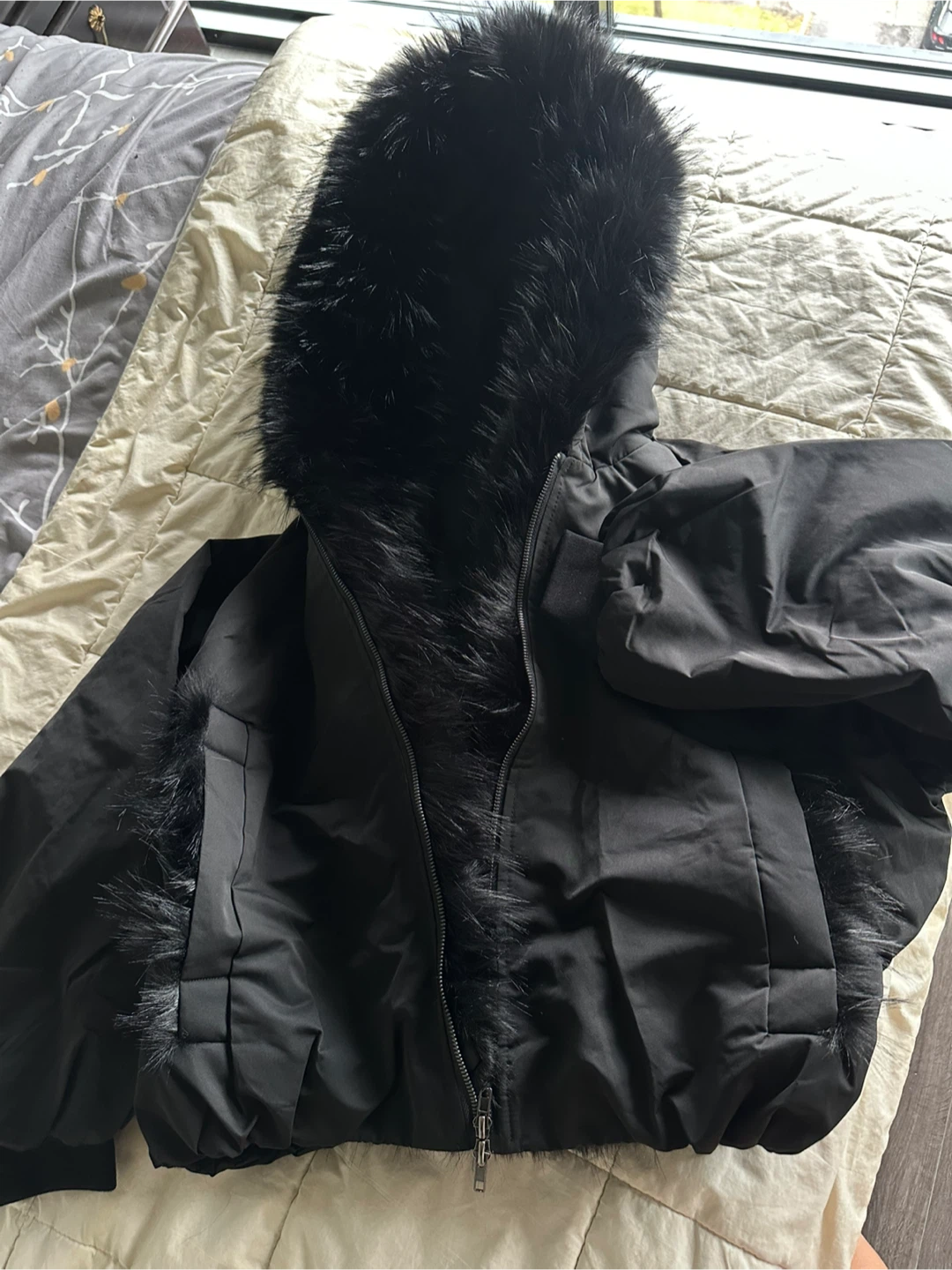 Black Fur Trimmed Hooded Jacket - Size M - photo 3