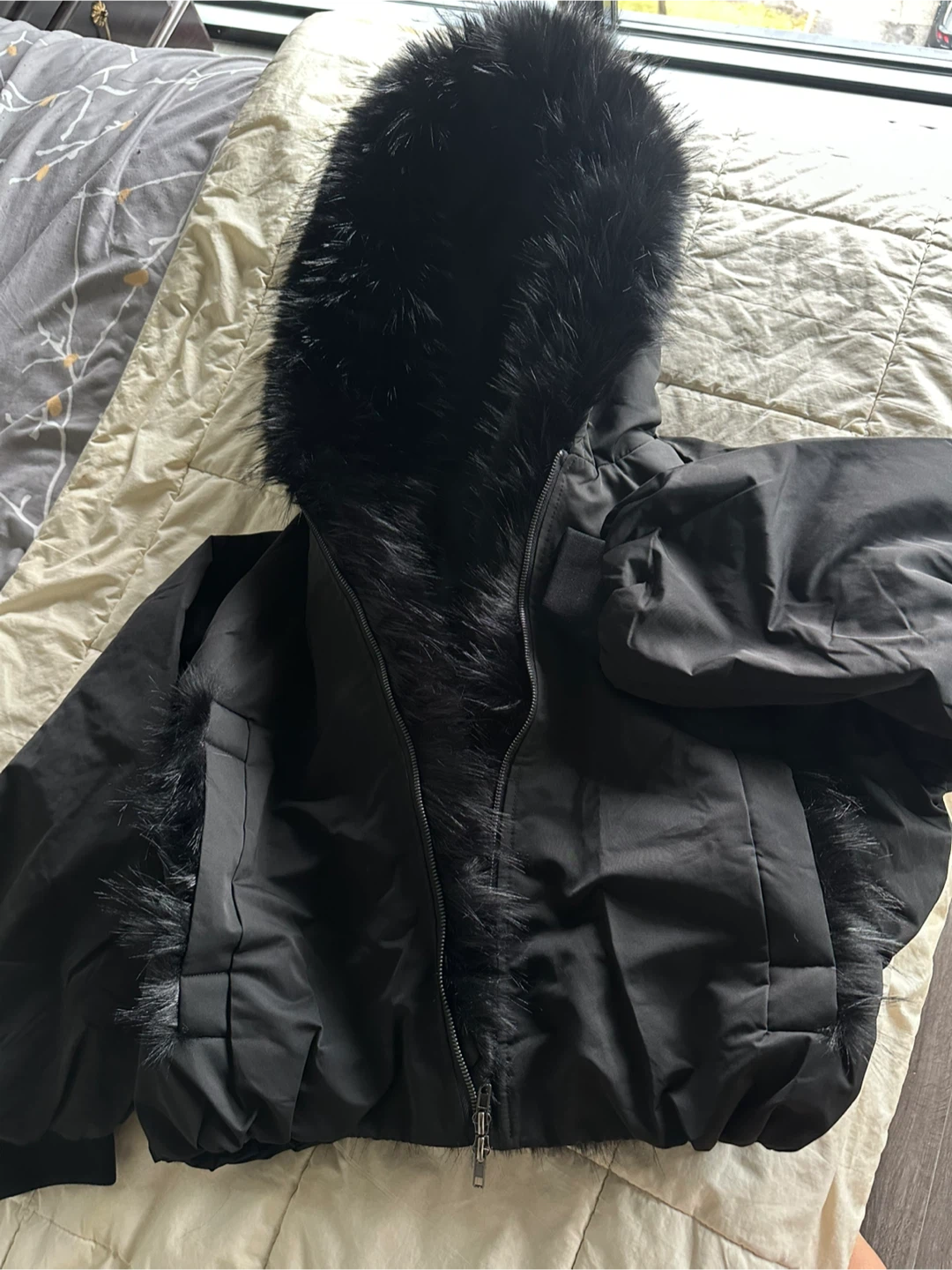 Black Fur Trimmed Hooded Jacket - Size M - photo 5