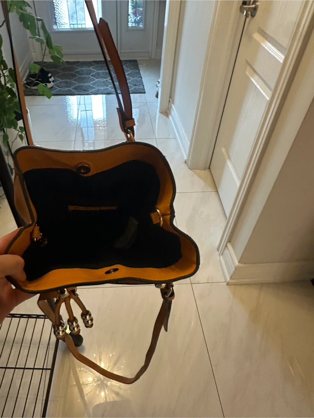 Zara Trafaluc Mustard Yellow Bucket Bag - photo 4