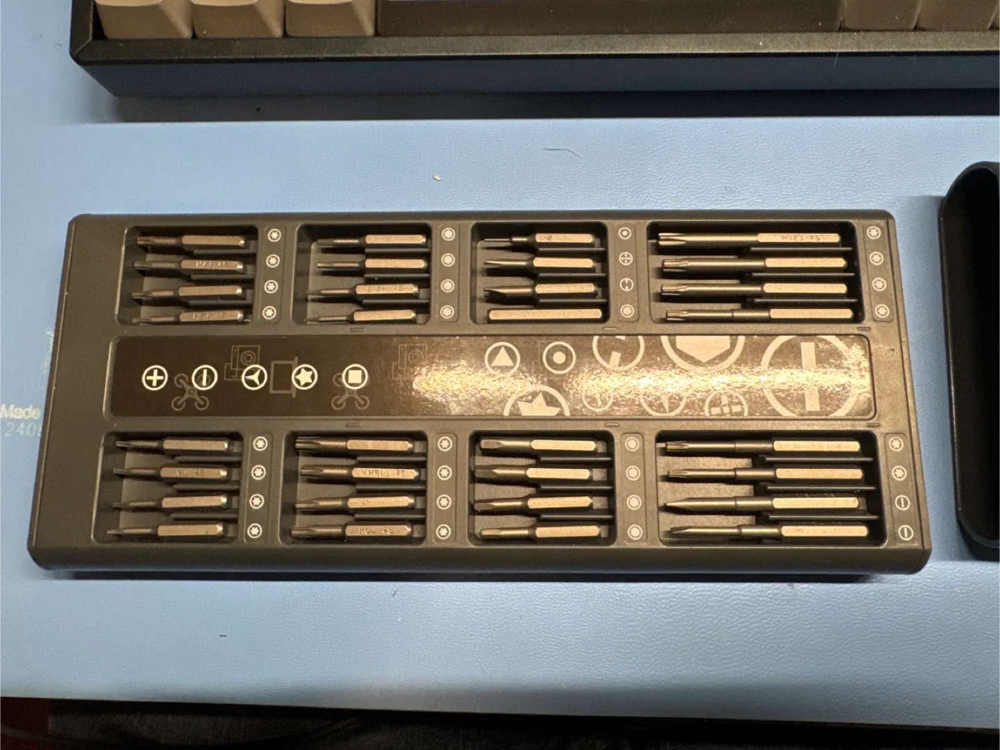 Precision Electric Screwdriver Set image indicator(2)