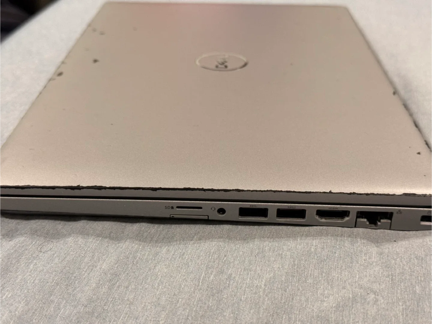 Dell Latitude 5410 Laptop image indicator(5)