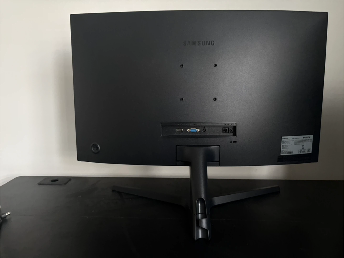 Samsung LC27R500FHNXZA (27” curved, 60Hz): - photo 3