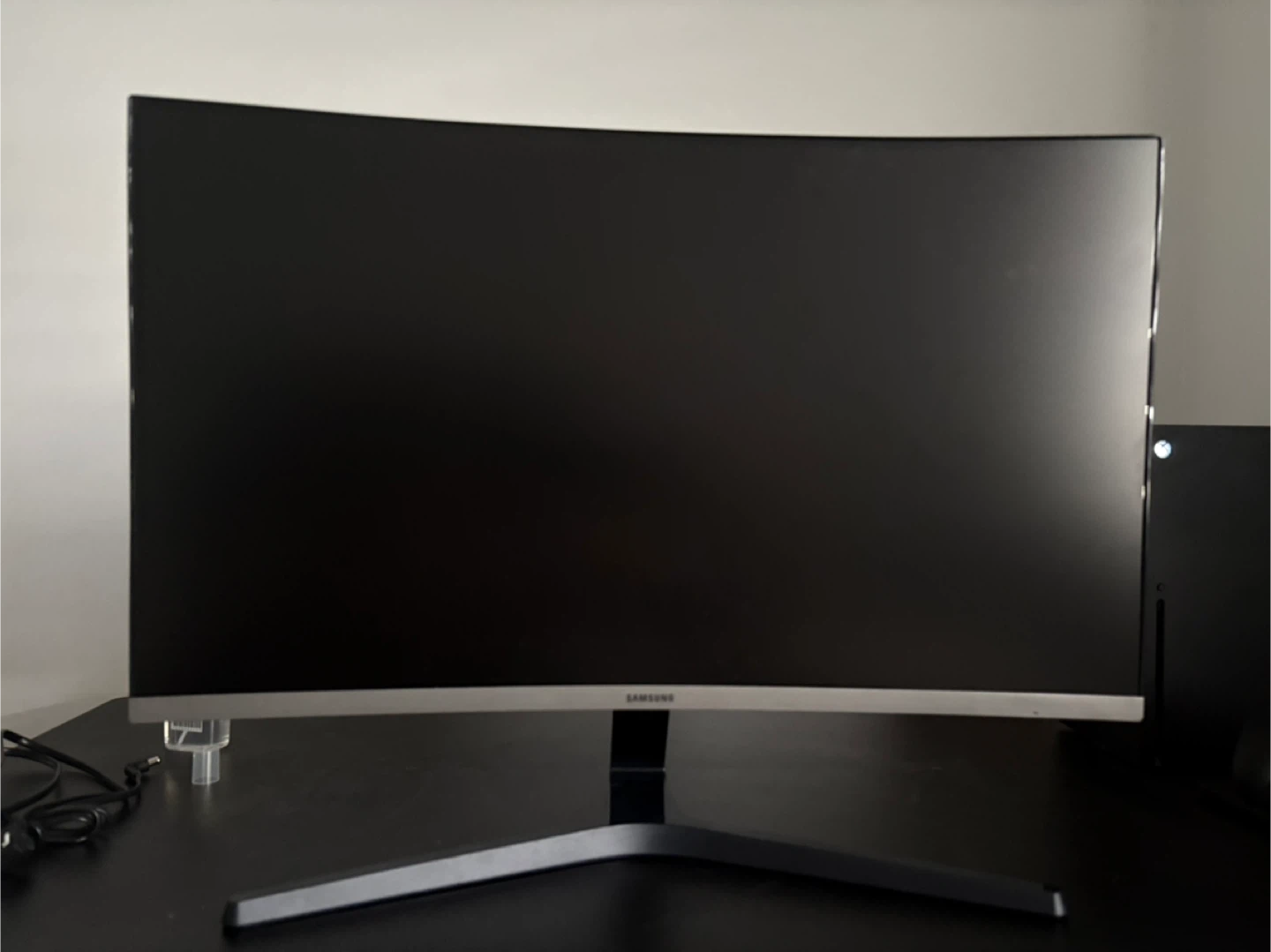 Samsung LC27R500FHNXZA (27” curved, 60Hz): - photo 2