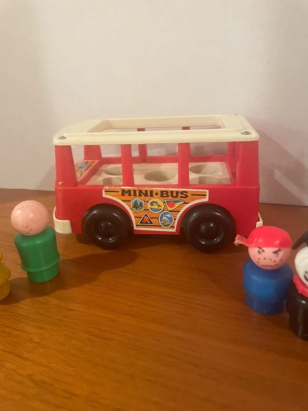 1969 Fisher-Price Little People Mini Bus with 4 people and dog image indicator(5)