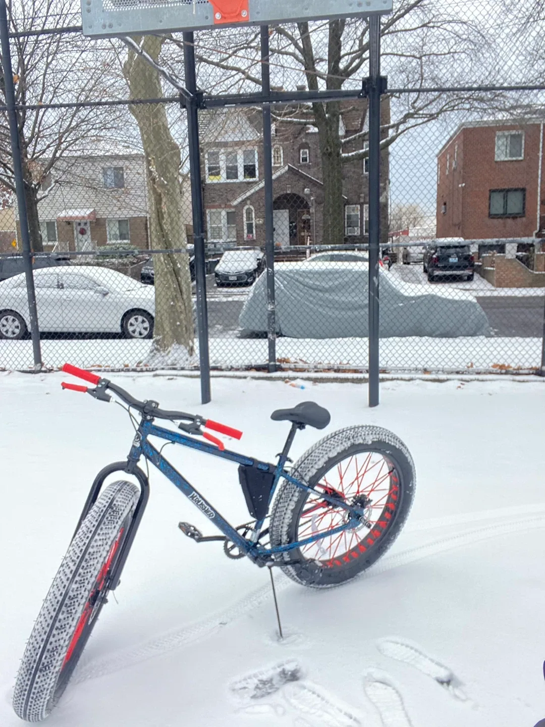 Mongoose Fat Tire Bike image indicator(10)