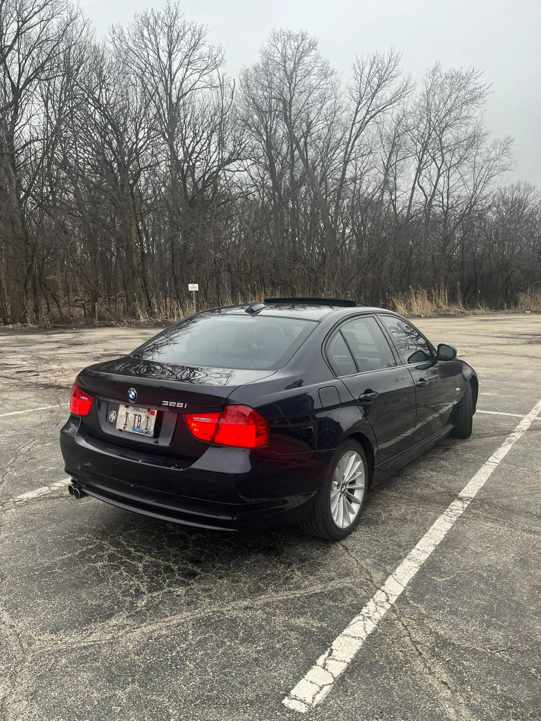 2010 BMW 328i  xDrive Sedan 4D - photo 3