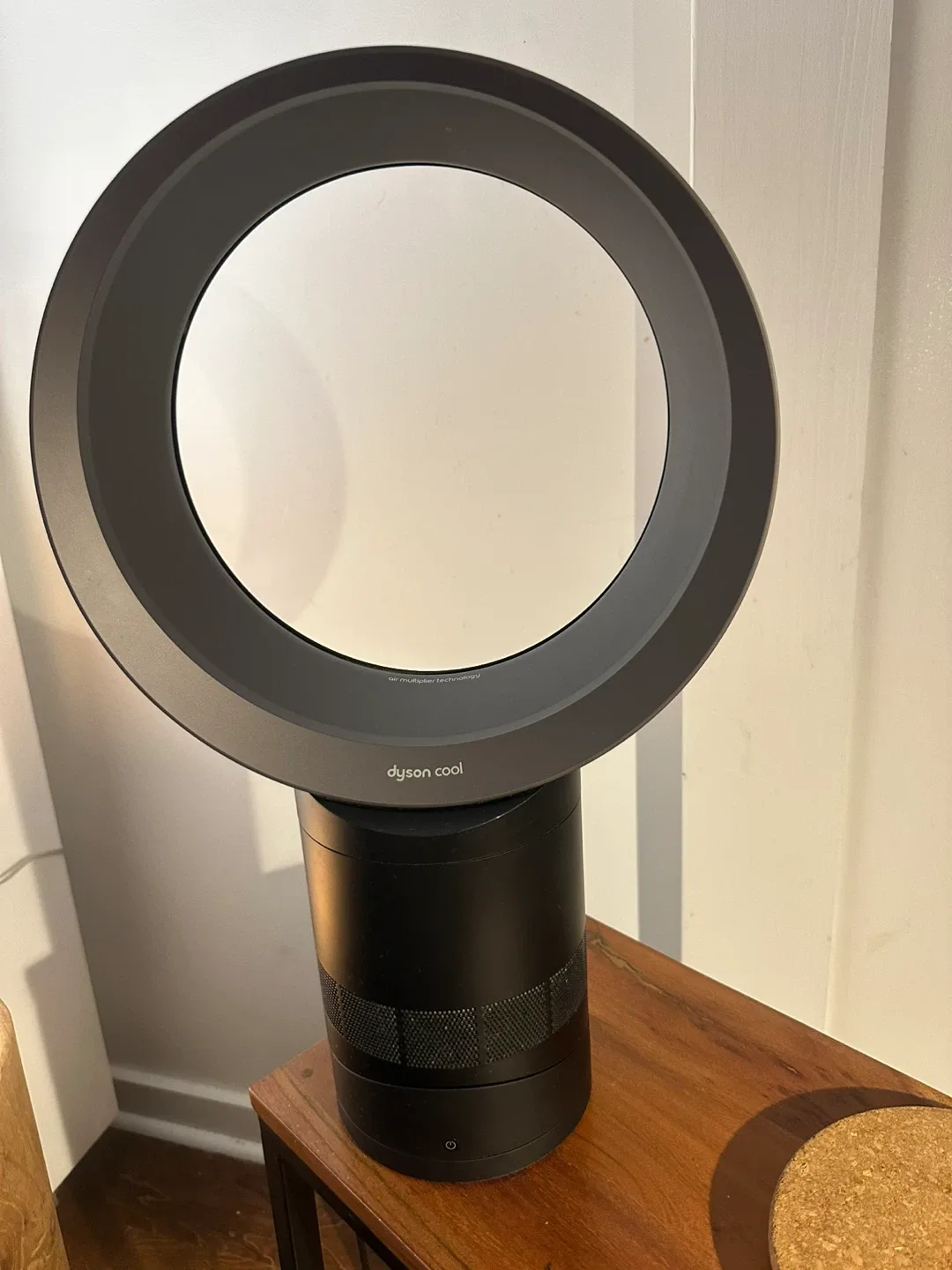 Dyson Cool AM06 10" Desk Fan (Black/Iron)