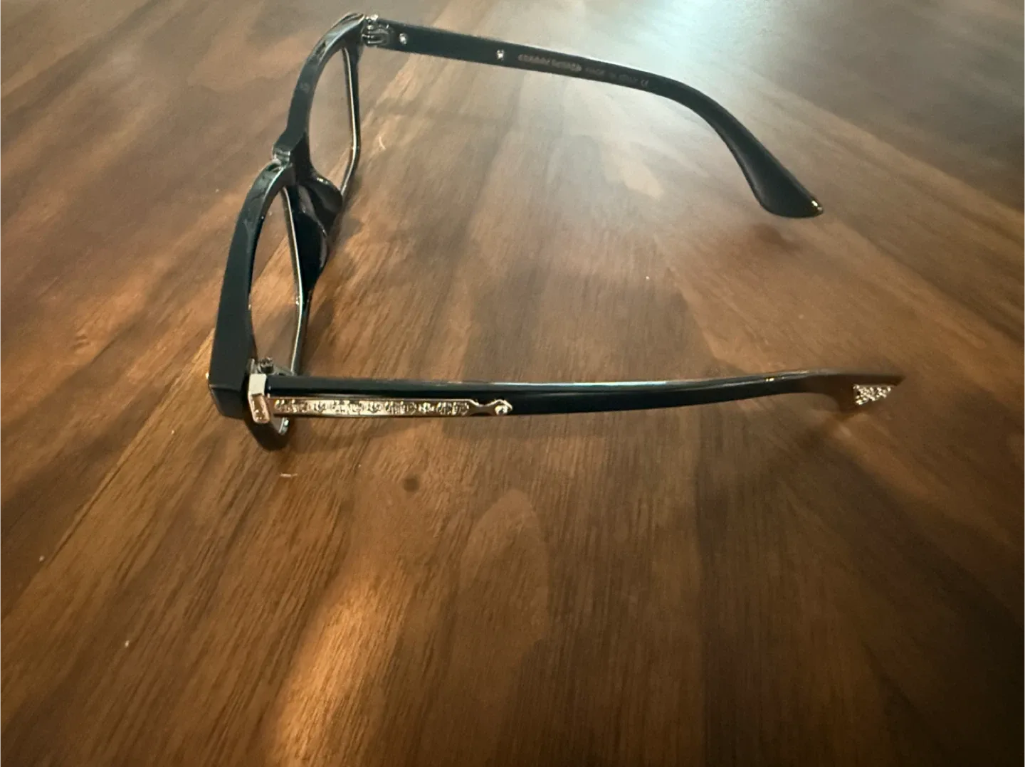 Chrome glasses Blu ray image indicator(5)