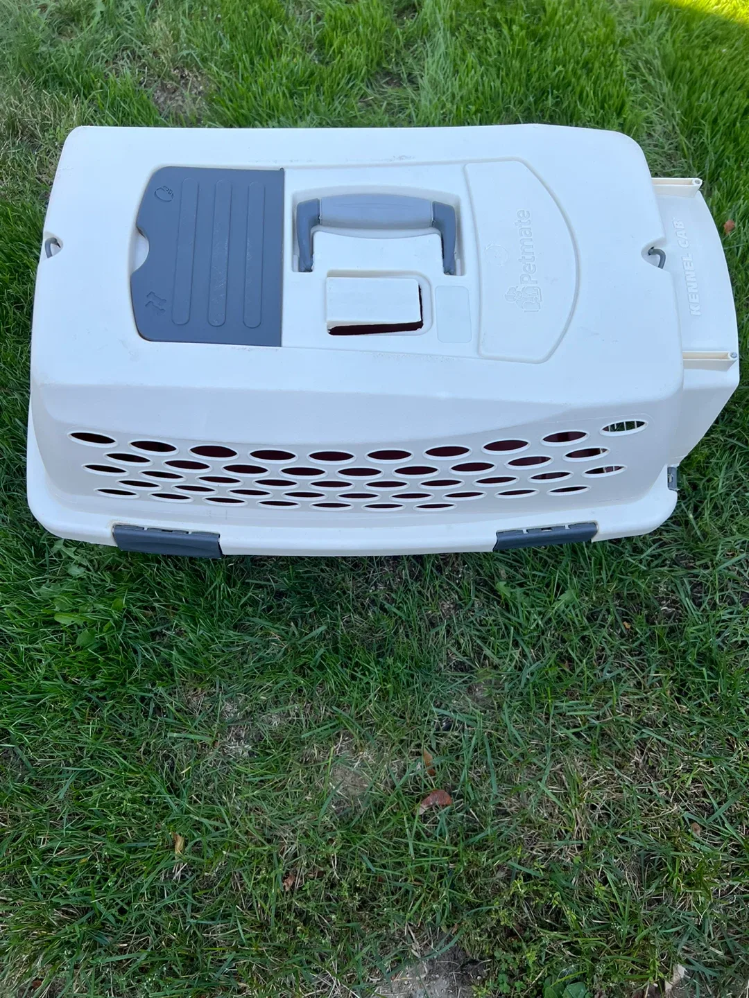 Petmate Kennel Cab Carrier image indicator(5)