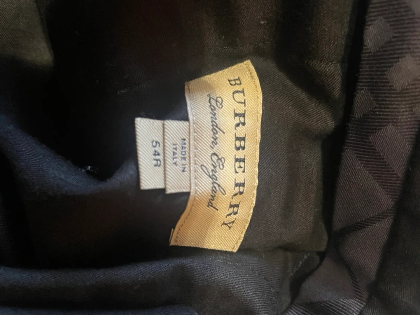 Burberry Suit - Size 54R image indicator(9)