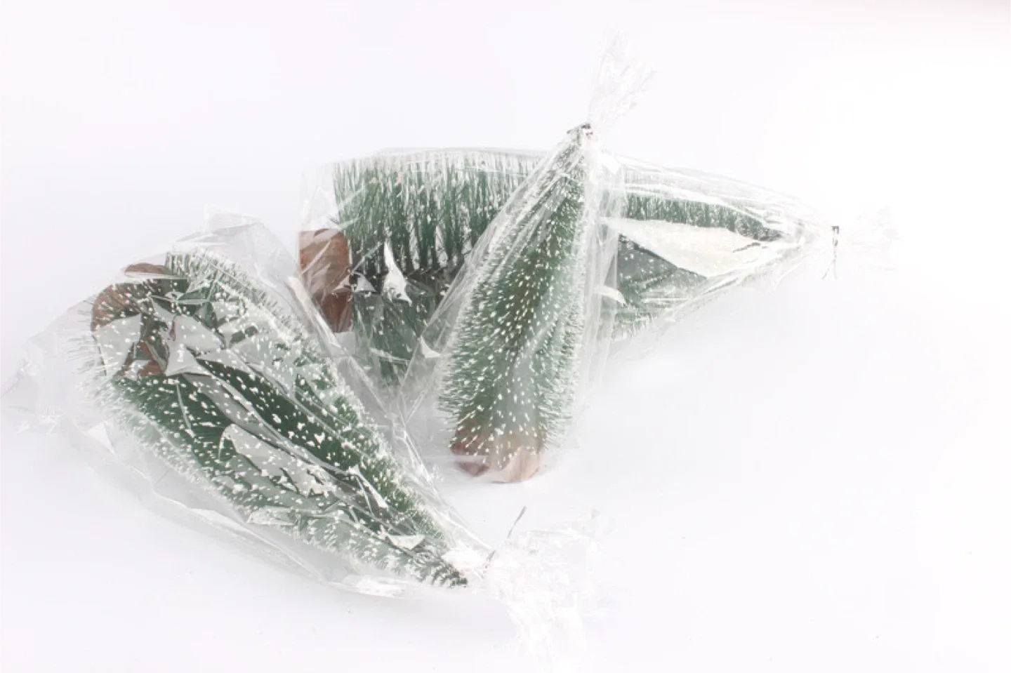 Mini Artificial Christmas Tree - 20cm image indicator(5)