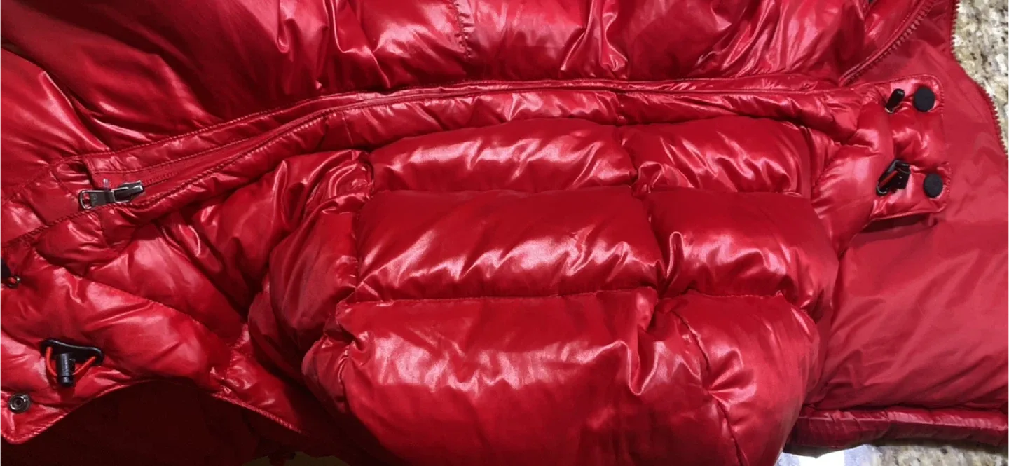 Polo Ralph Lauren Red Puffer Jacket - Size M image indicator(3)