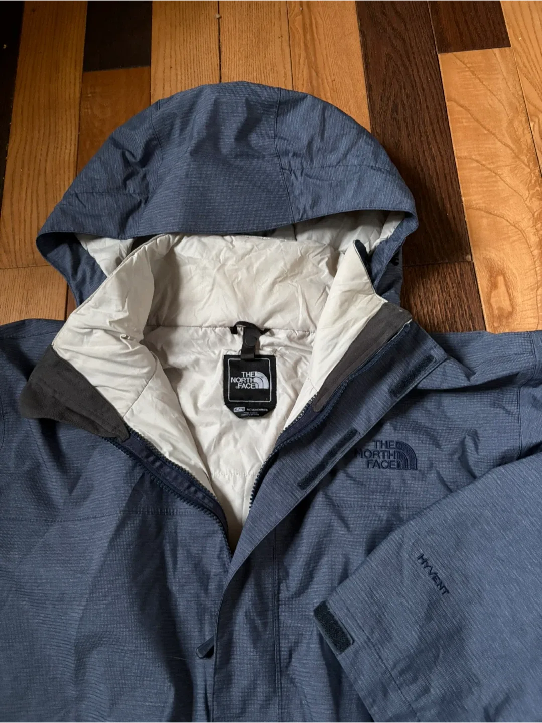 The North Face TNF HyVent Jacket XL mec acg patagonia