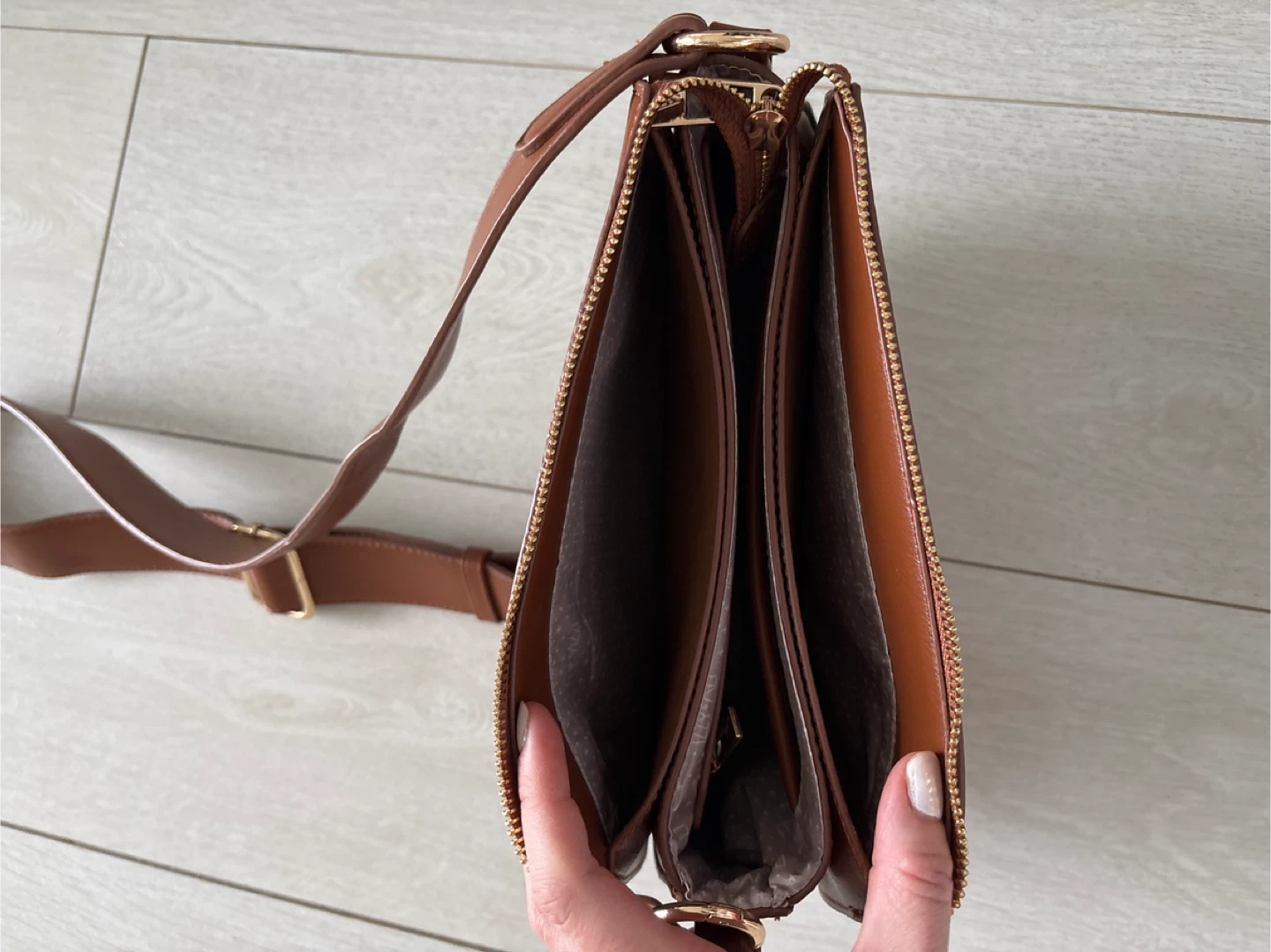 NEW Brown Shoulder Bag - photo 4