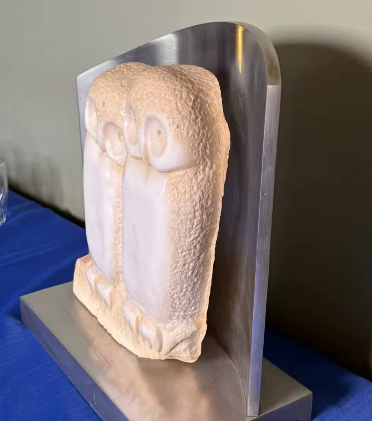 Owl Sculpture on Metal Base image indicator(3)