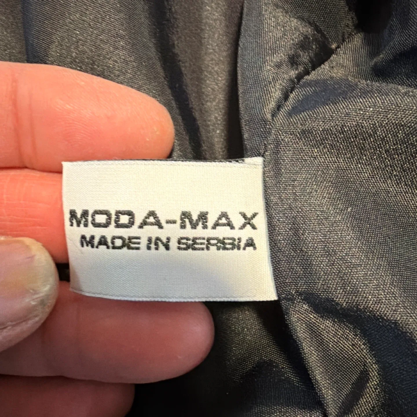 UGG Classic Ultra Mini Boots - Grey, Size 8 image indicator(5)