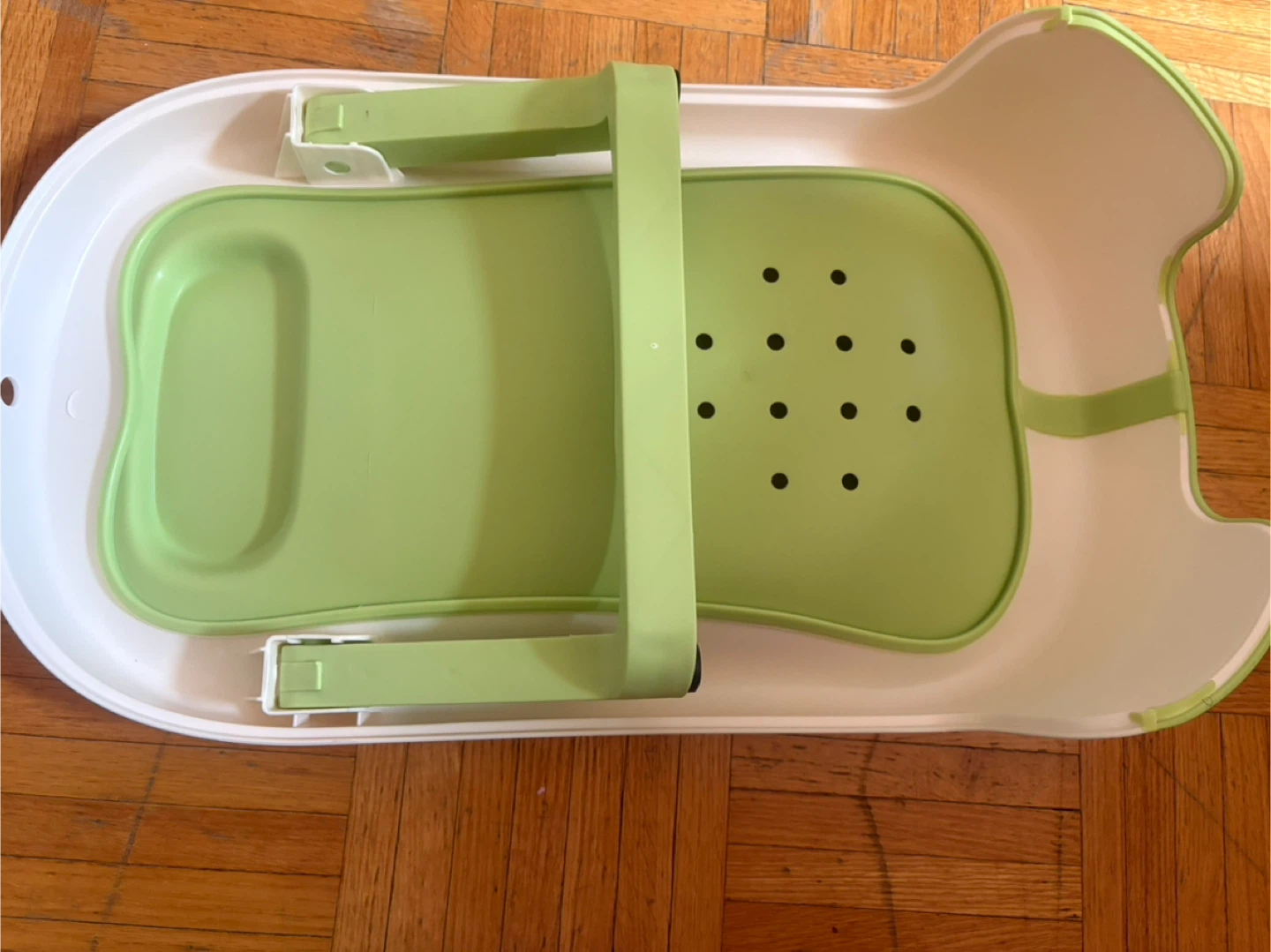 Boon Naked 2-Position Collapsible Baby Bathtub - Green