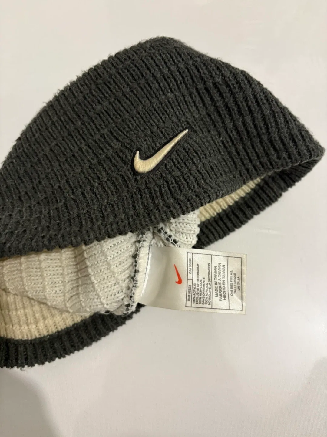 Vintage Nike mini swoosh knit beanie y2k 2000s hat image indicator(3)