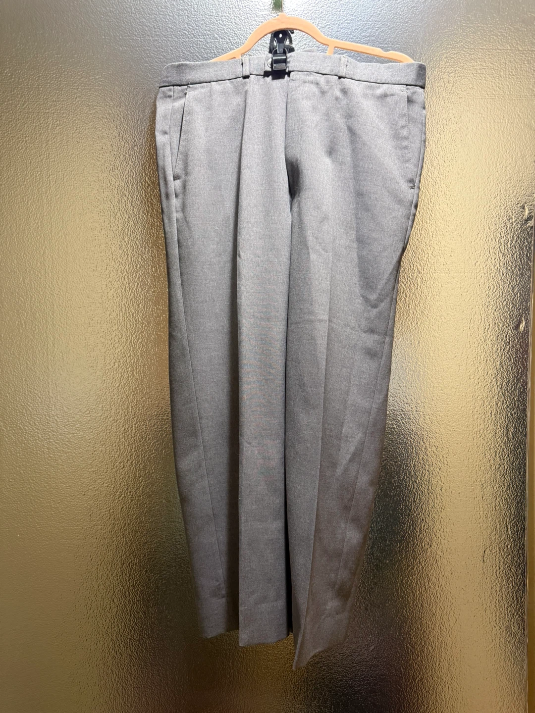 Sharp Men’s 3PC Grey Suit {fits Medium} - photo 3