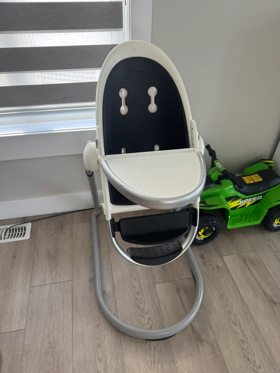 Highpod Pivotal High Chair