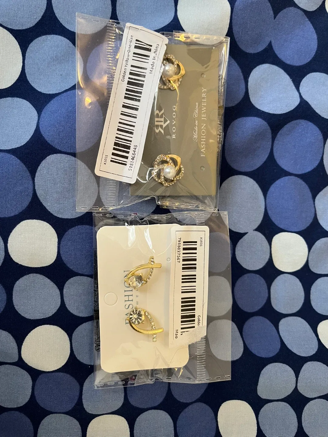 New Earrings 3$ each set image indicator(2)