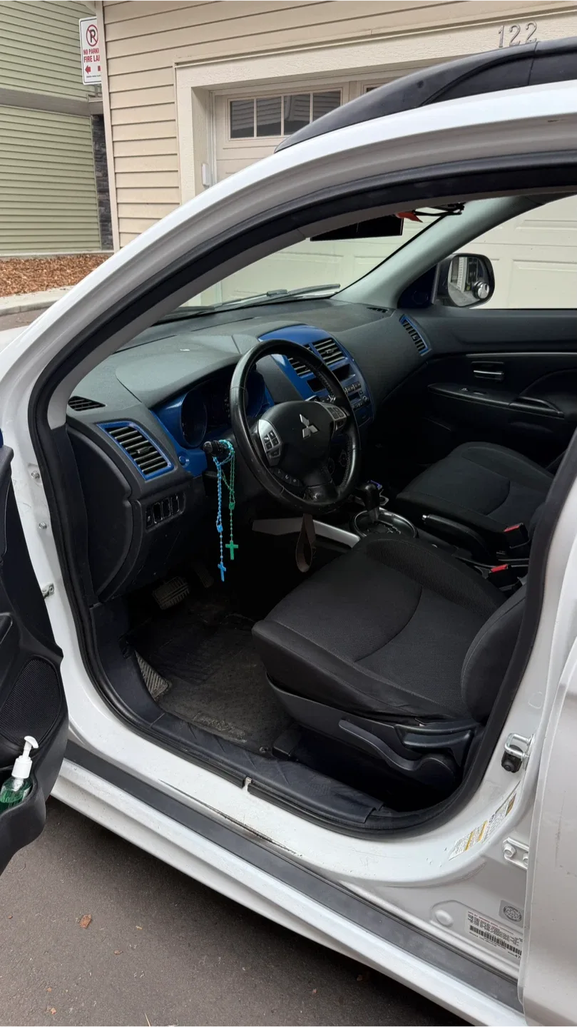 2011 Mitsubishi RVR ES 4WD 2.0L - Well Maintained image indicator(7)