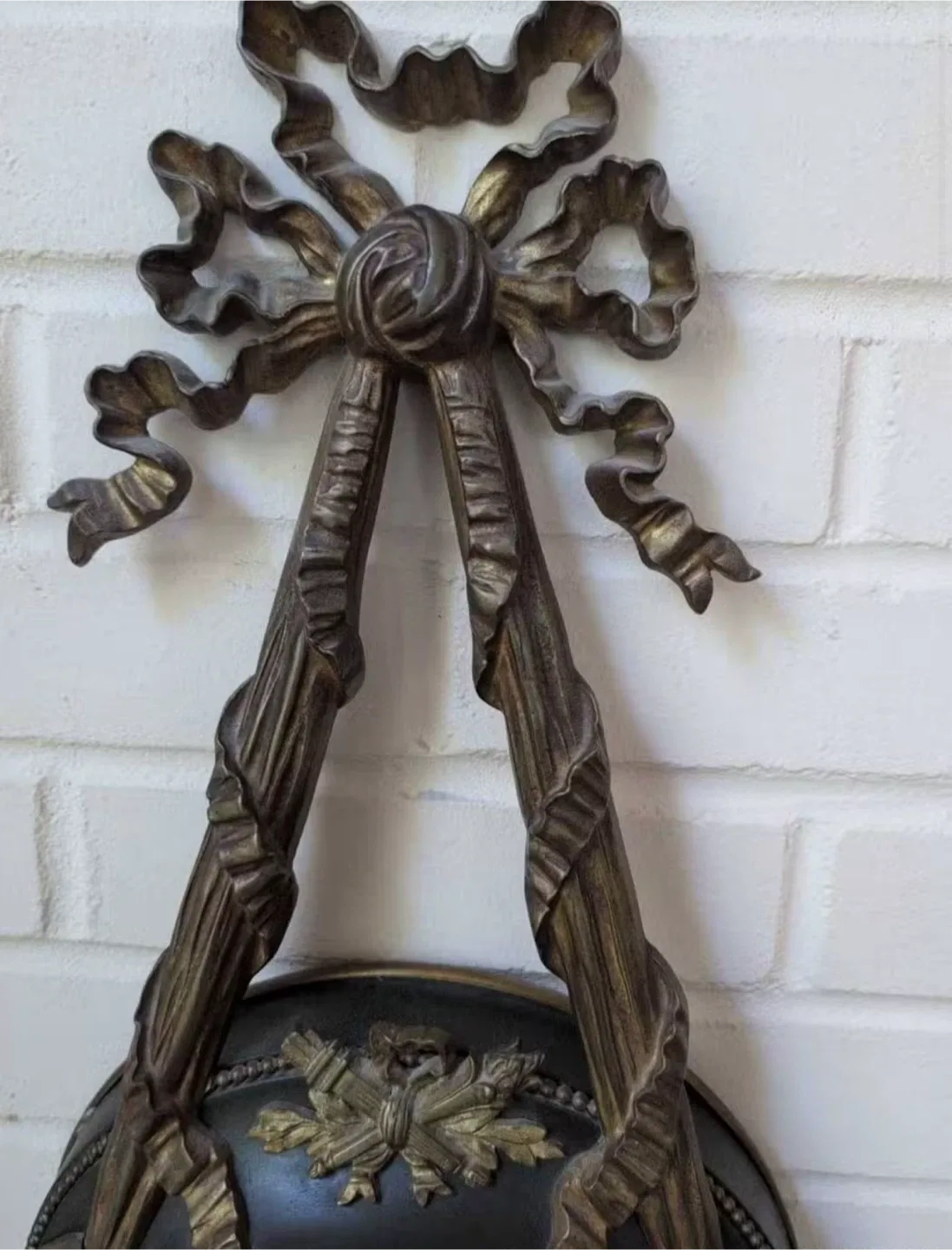 Antique French Wall Clock image indicator(4)