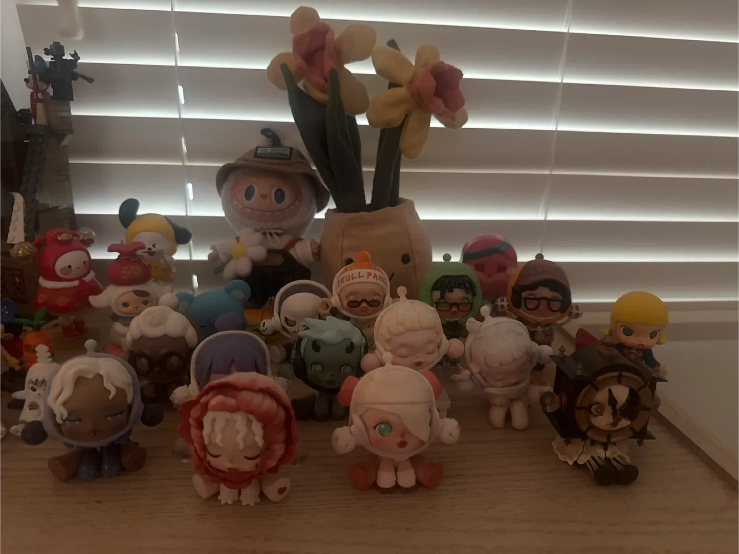 Pop mart figures - pls read below ty