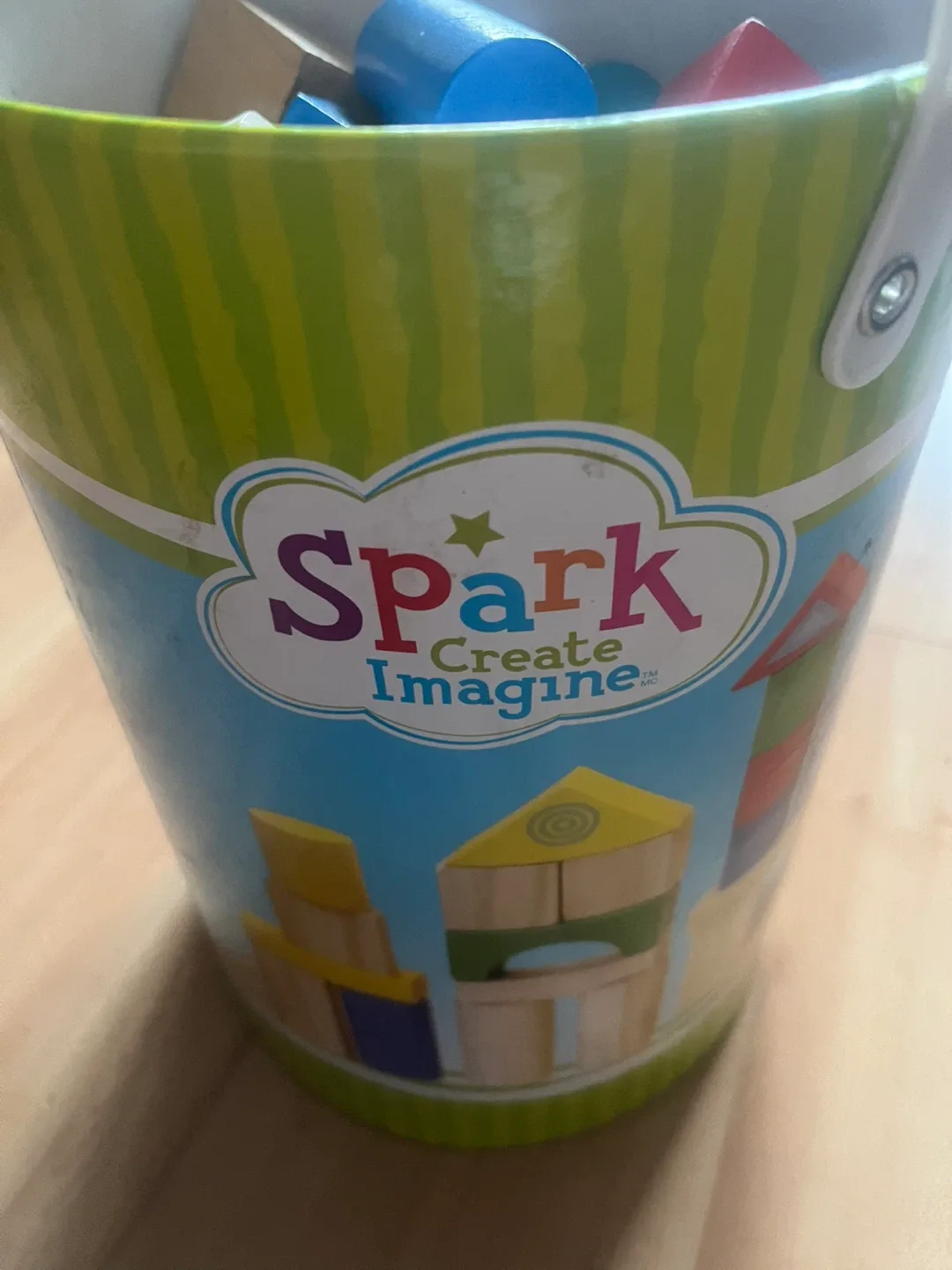 Spark Create Imagine Wooden Blocks image indicator(3)