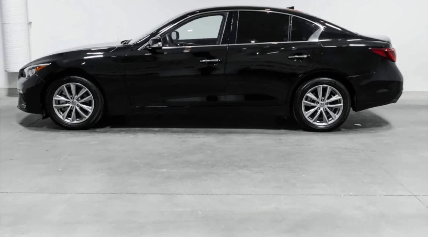 2023 Infiniti Q50 Black Sedan 27k mileage - photo 2