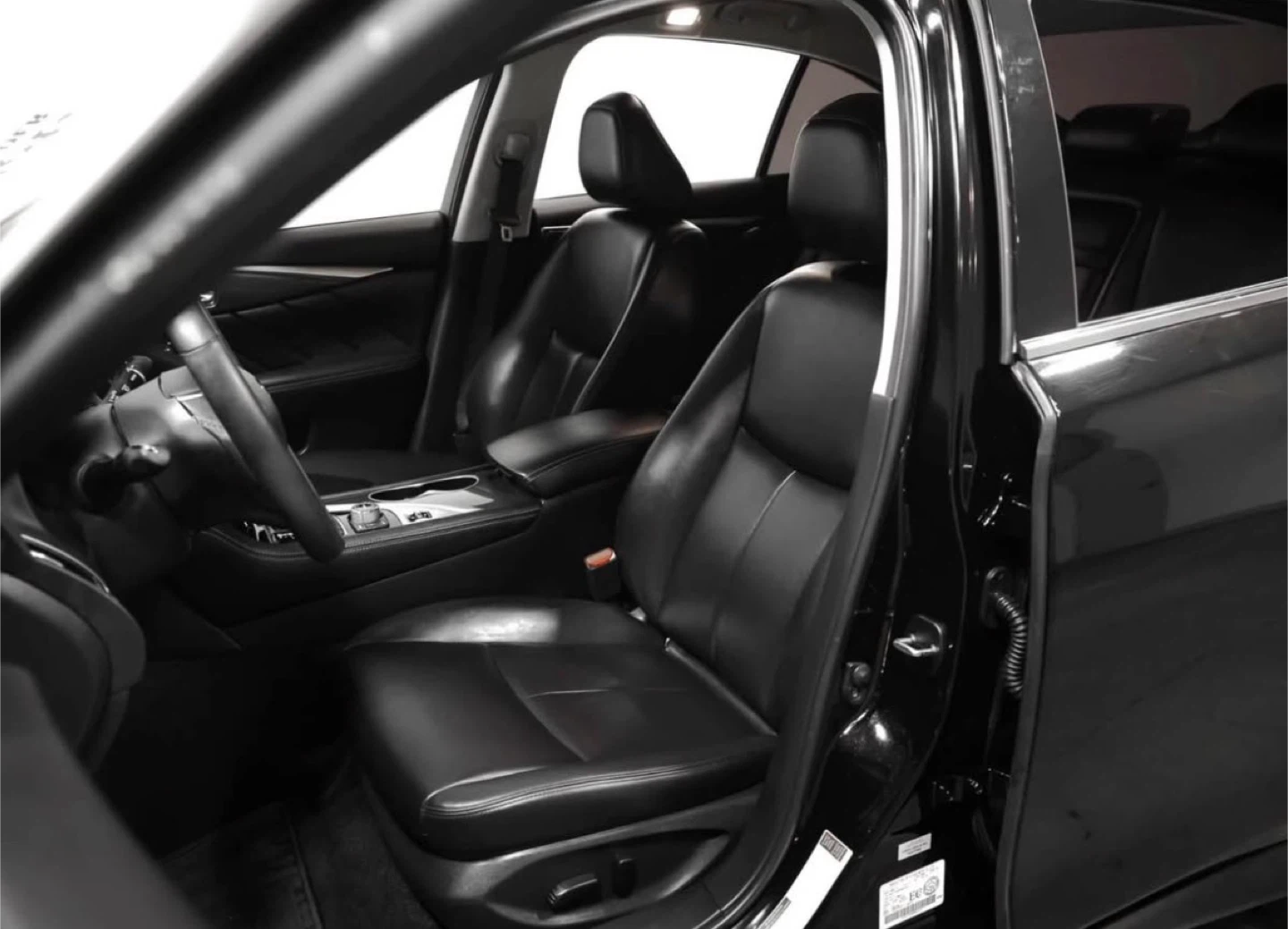 2023 Infiniti Q50 Black Sedan 27k mileage - photo 3