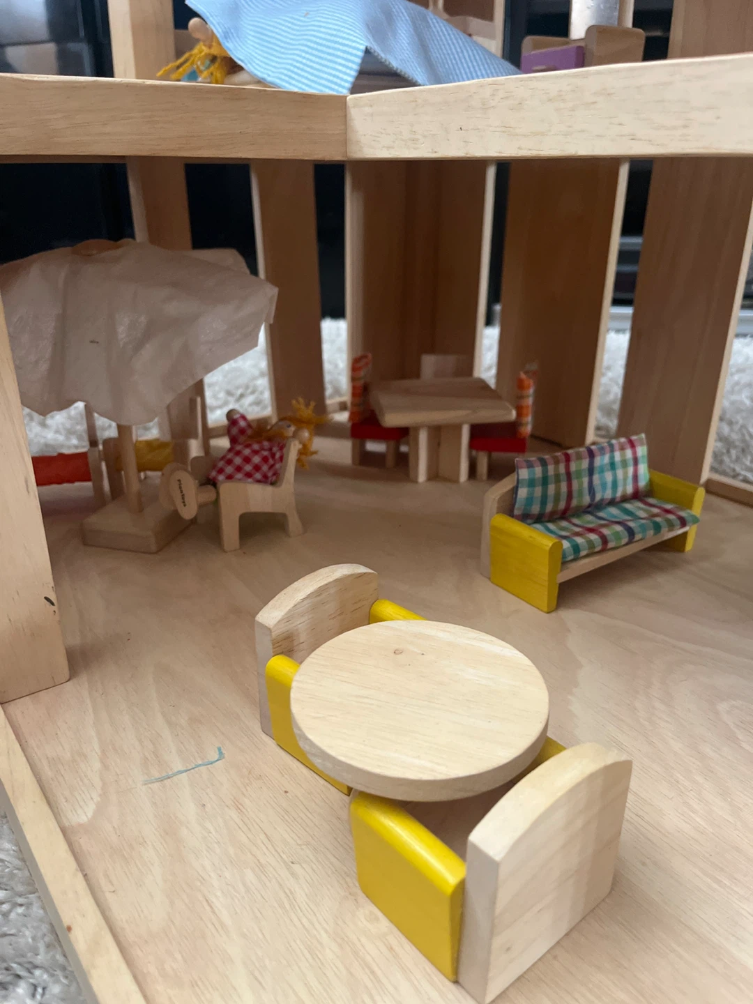 Plan Toys Wooden Dollhouse with Furniture - photo 4