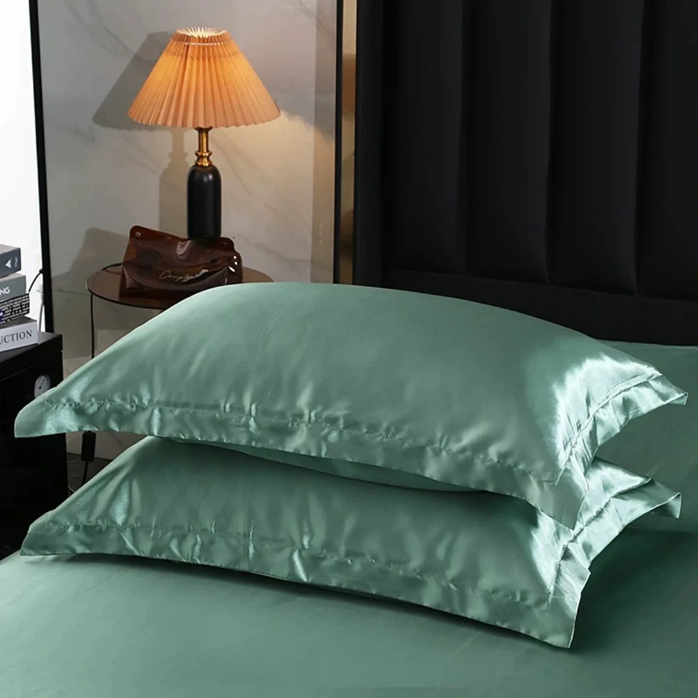 100% Mulberry Silk Beddings Set image indicator(3)