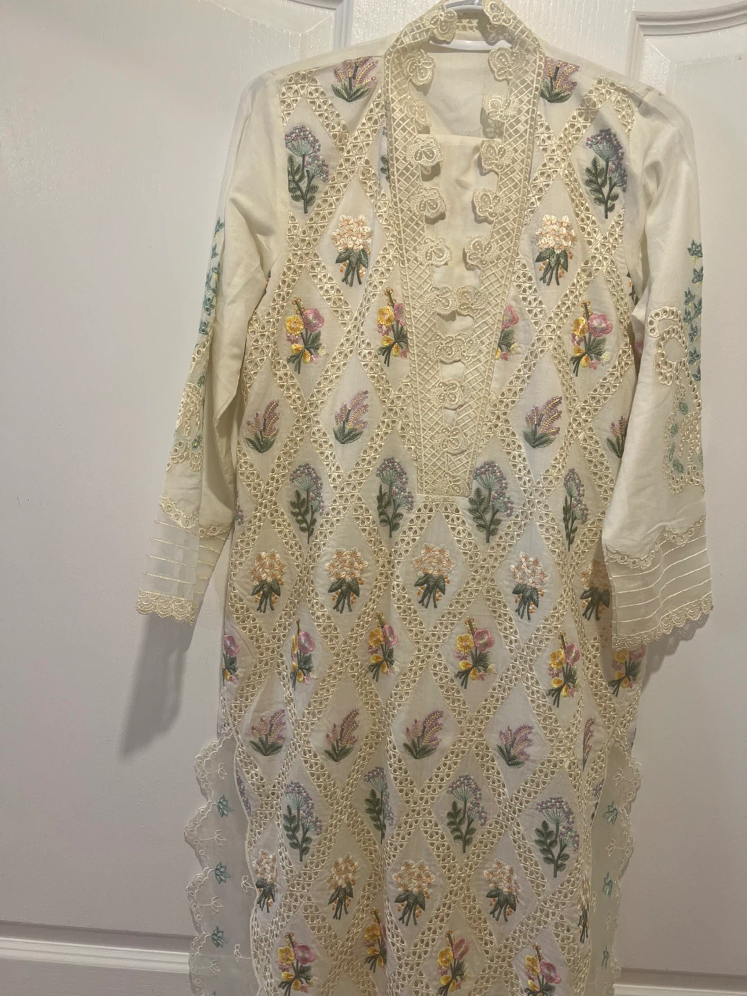 Floral Embroidered Dress - photo 2