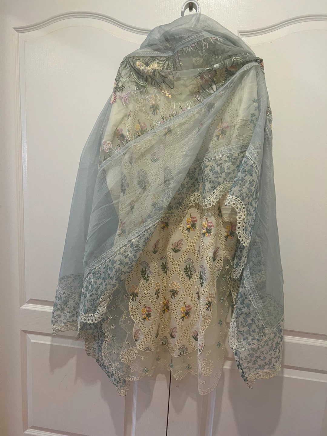 Floral Embroidered Dress - photo 5