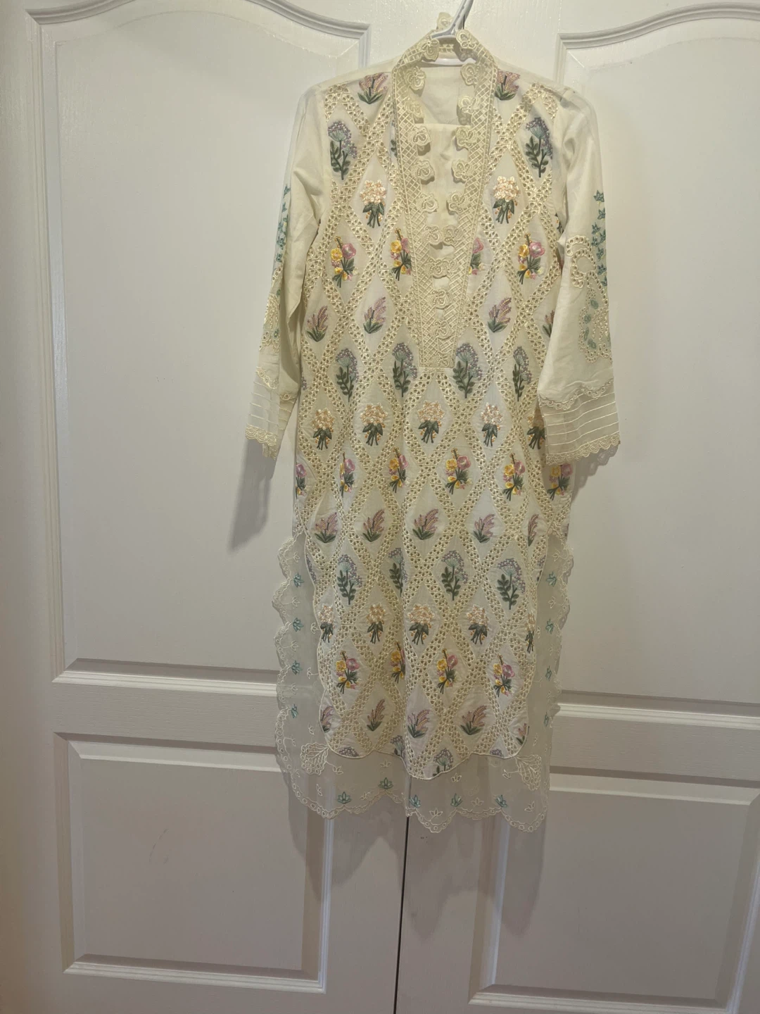Floral Embroidered Dress - photo 3