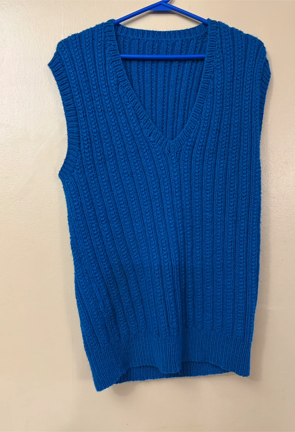 Women’s Sweater Vest Blue {Large}