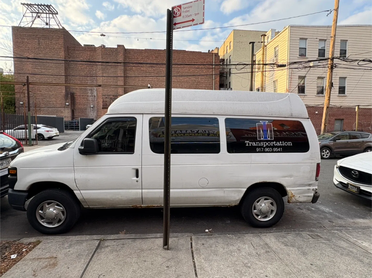 2009 Ford E250 handicap accessible van