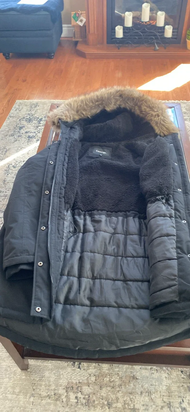 George Black Winter Coat - Women's XL image indicator(3)