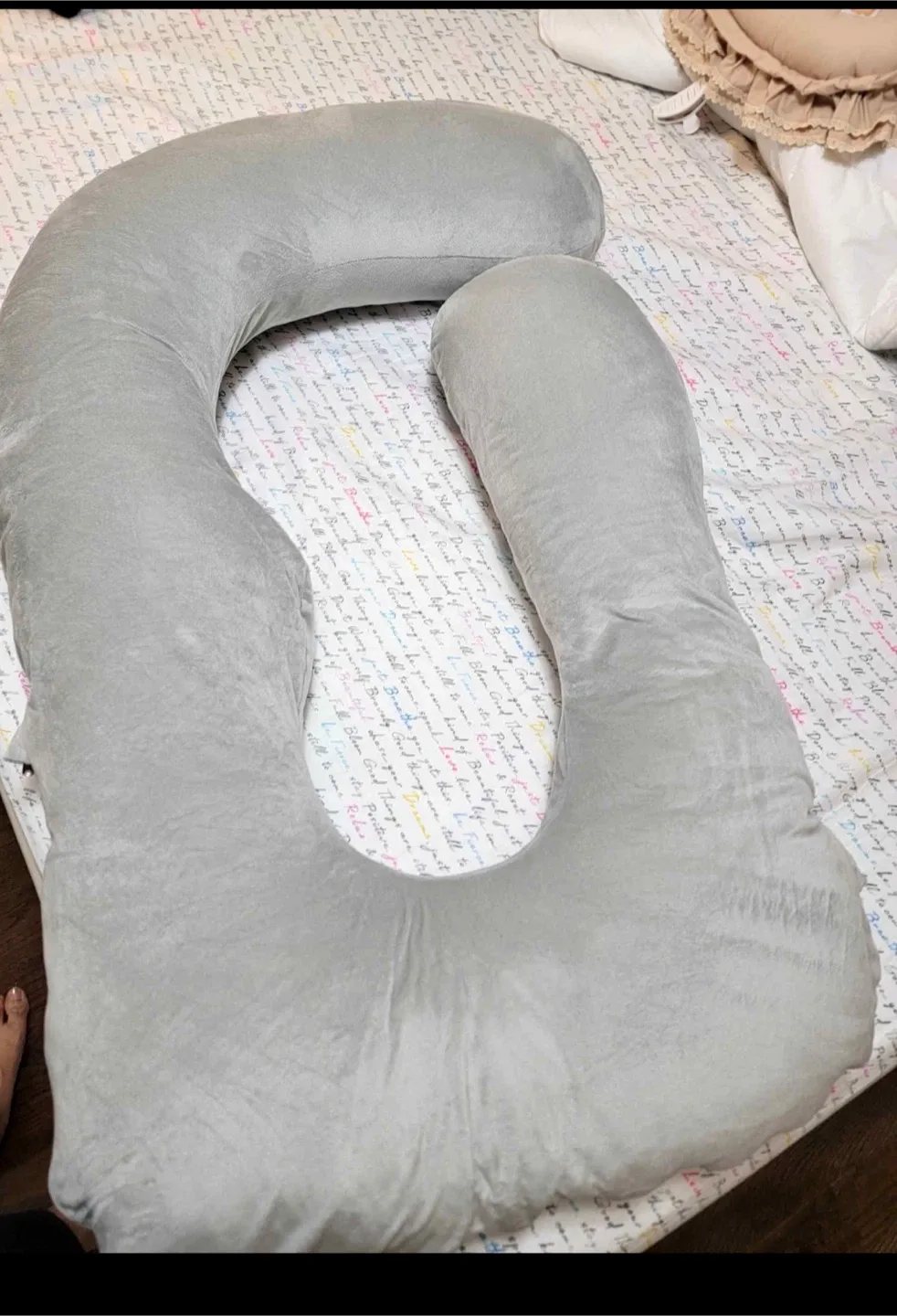 Grey U-shaped Pregnancy Pillow