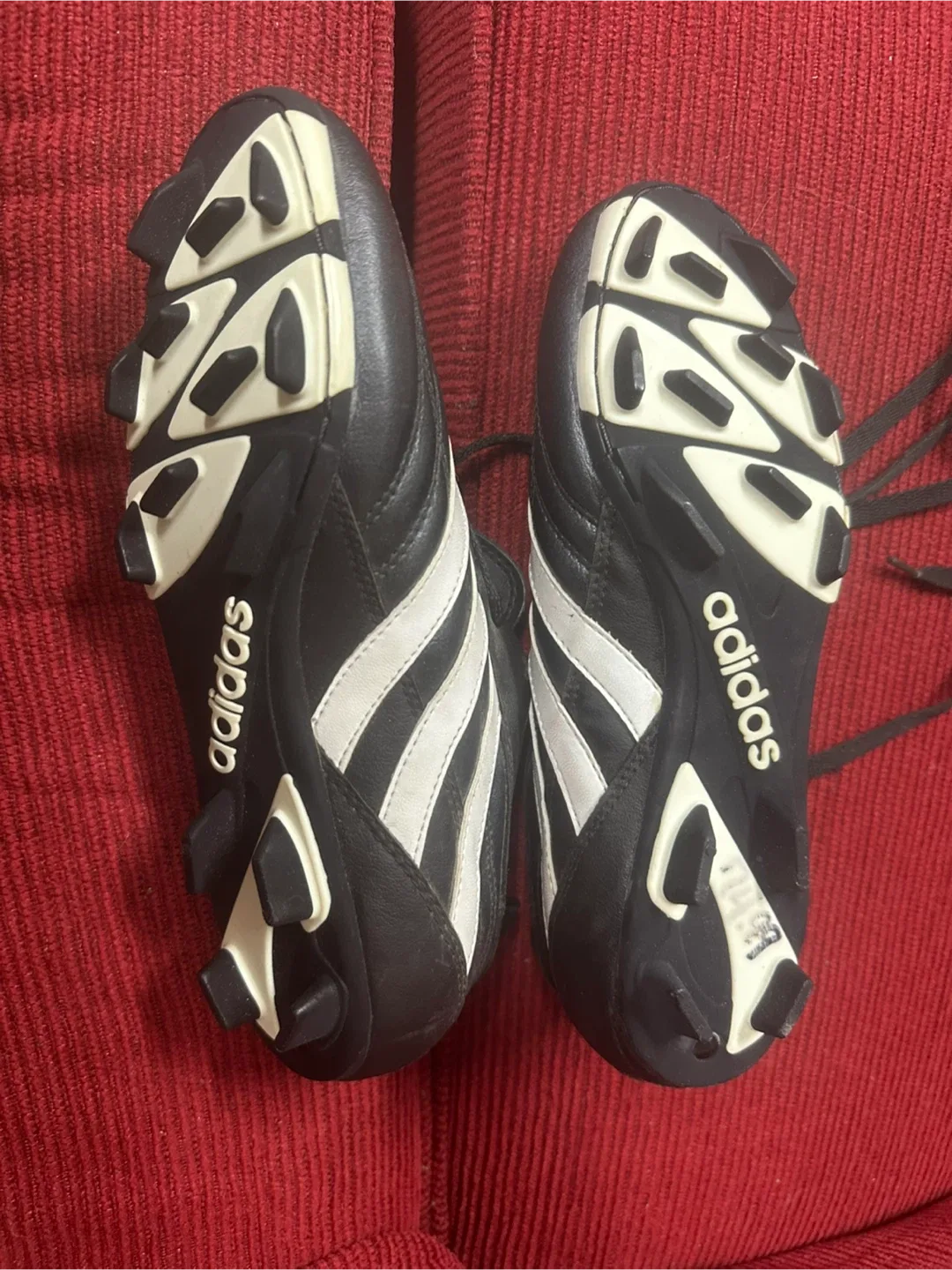 Adidas Soccer Cleats - Size 7 image indicator(2)