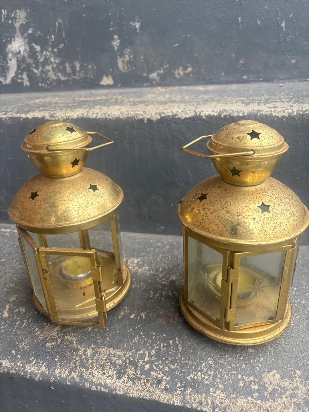 Set of 2 Gold Decorative Lanterns