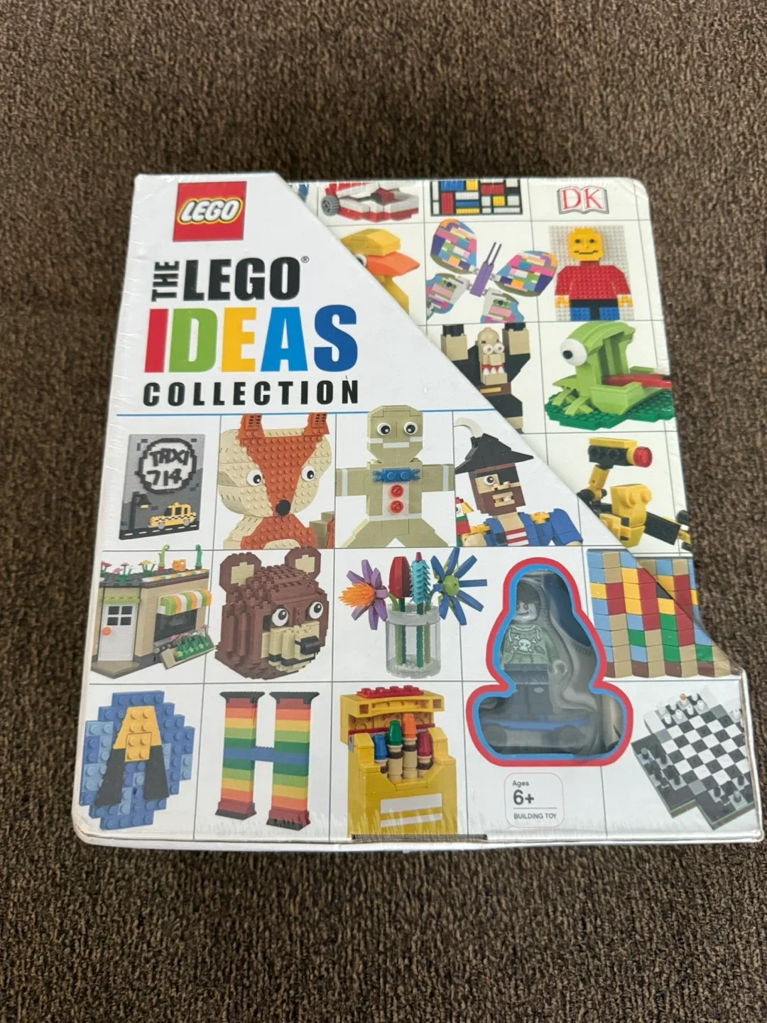 New LEGO Ideas Collection - 10 Books + Minifigure