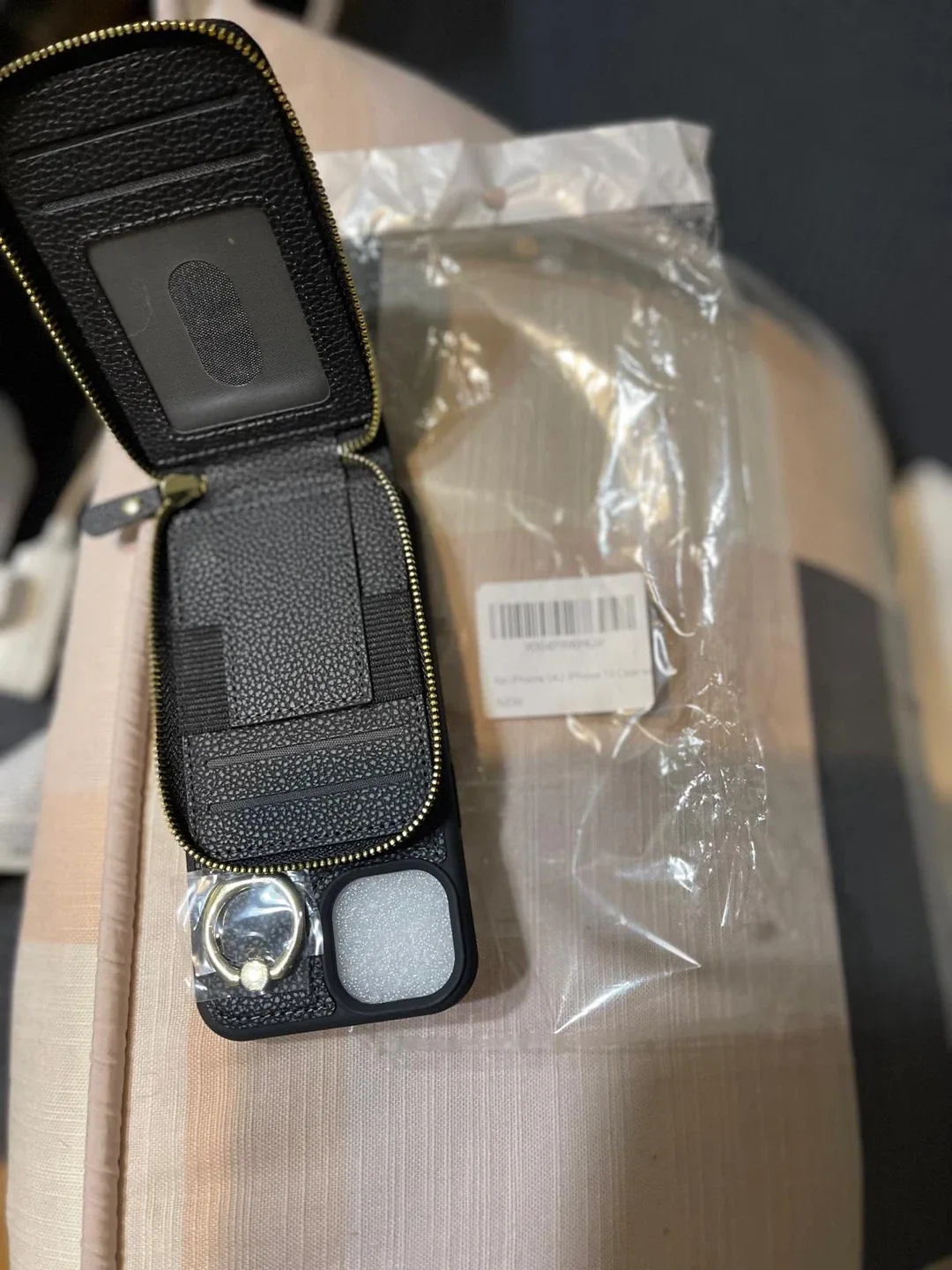 iPhone 14 Pro Wallet Case - New