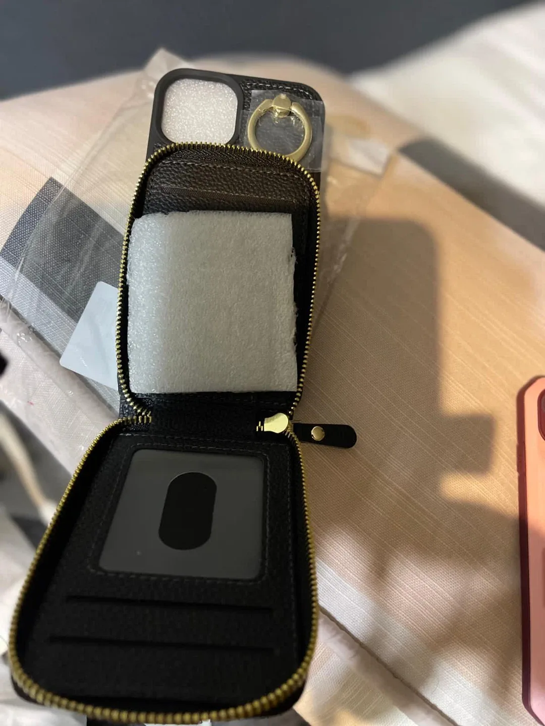 iPhone 14 Pro Wallet Case - New image indicator(2)