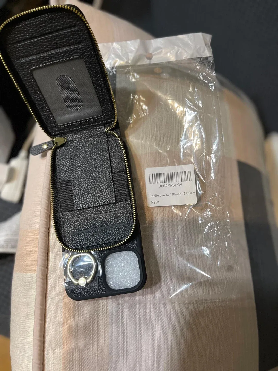 iPhone 14 Pro Wallet Case - New image indicator(7)