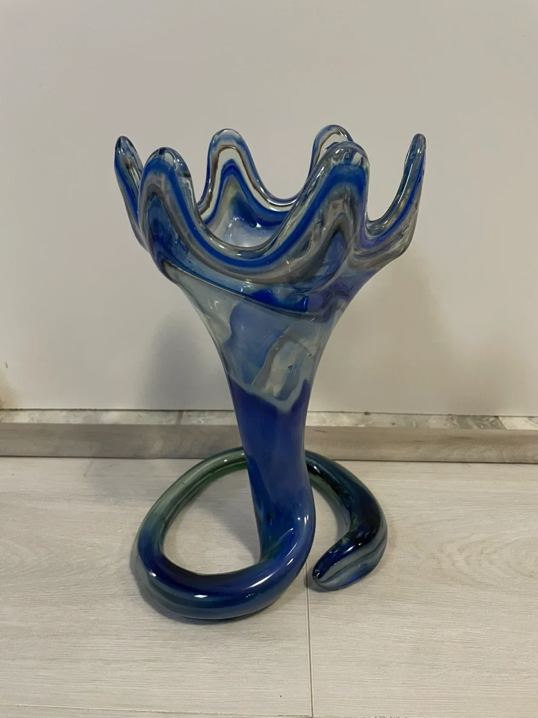 Stunning hand-blown Blue Glass Vase image indicator(2)