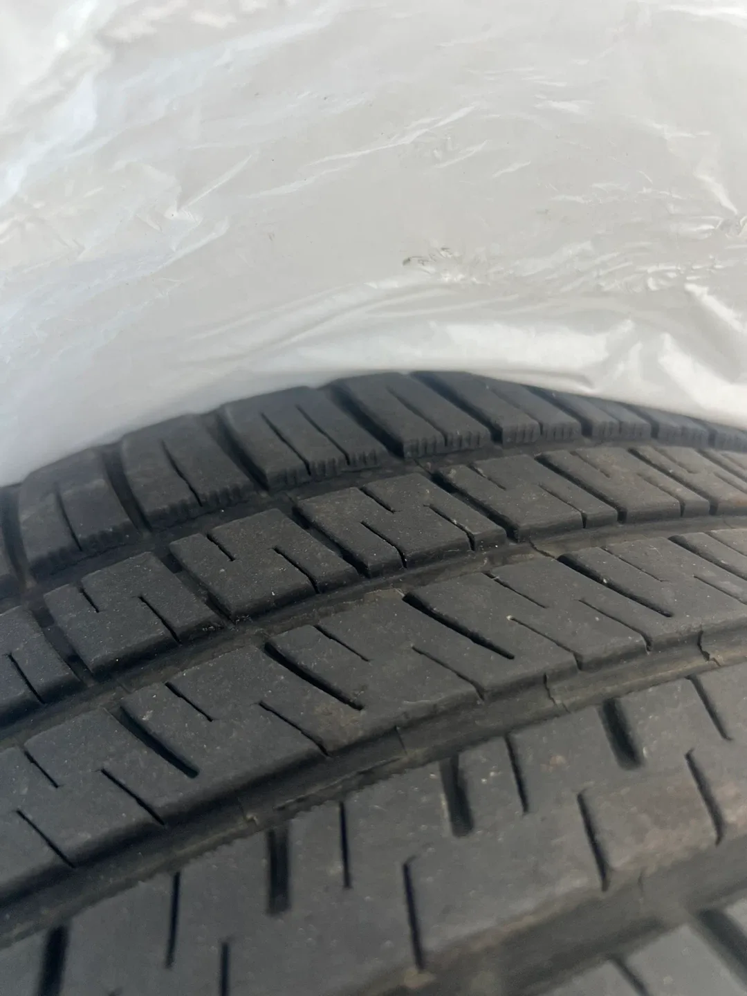 Various tires used on a BMW 540i (OPEN TO OFFERS) image indicator(8)