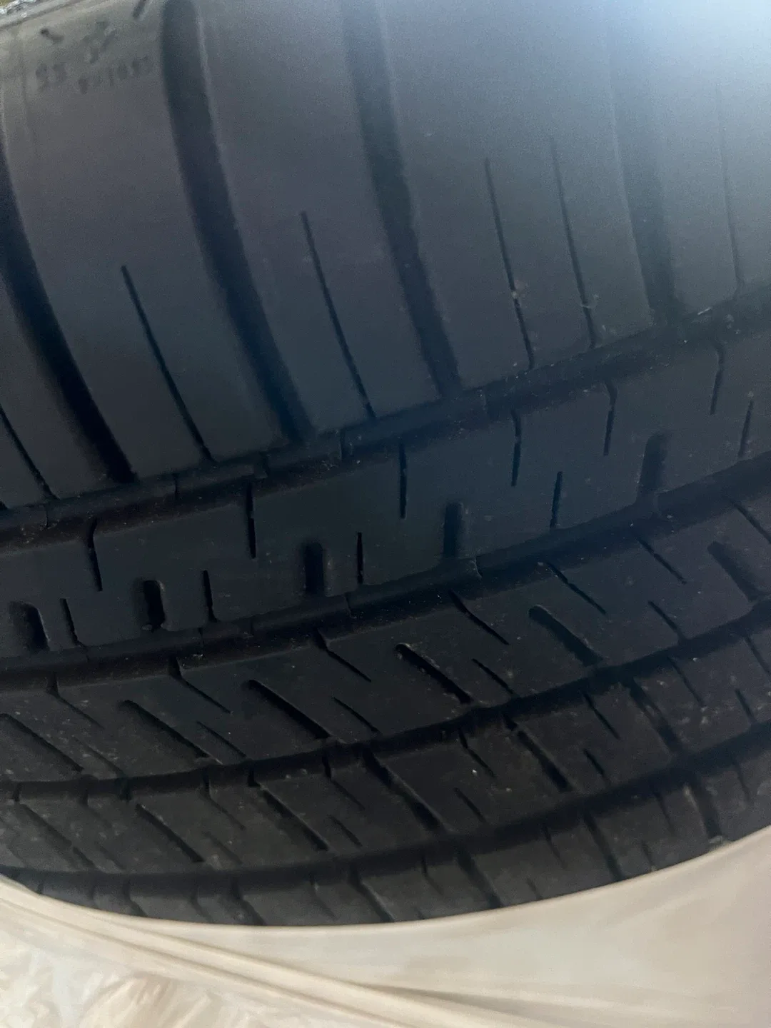 Various tires used on a BMW 540i (OPEN TO OFFERS) image indicator(10)